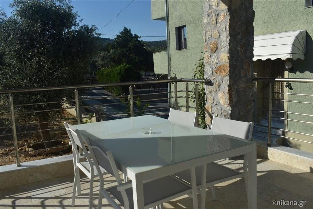 Athina Palace Luxurious Appartments Potos Luaran gambar