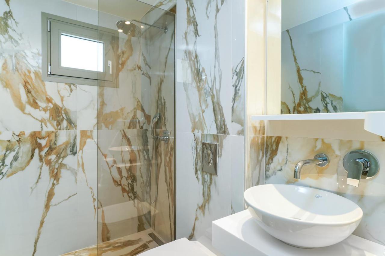 Athina Palace Luxurious Appartments Potos Luaran gambar