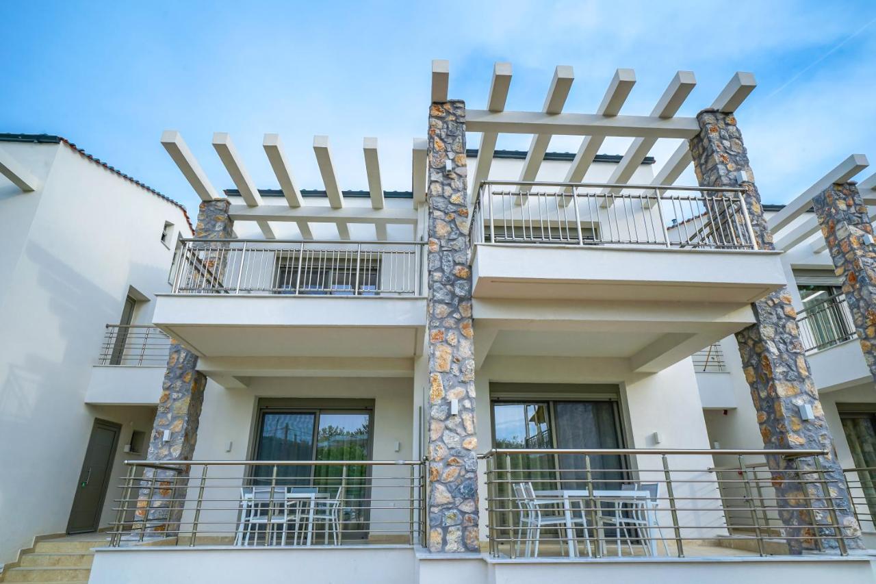 Athina Palace Luxurious Appartments Potos Luaran gambar