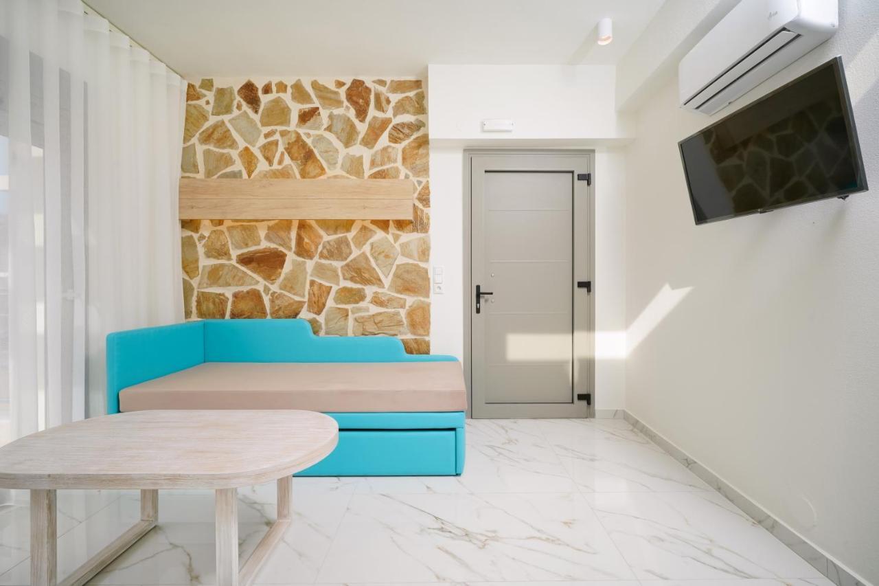 Athina Palace Luxurious Appartments Potos Luaran gambar